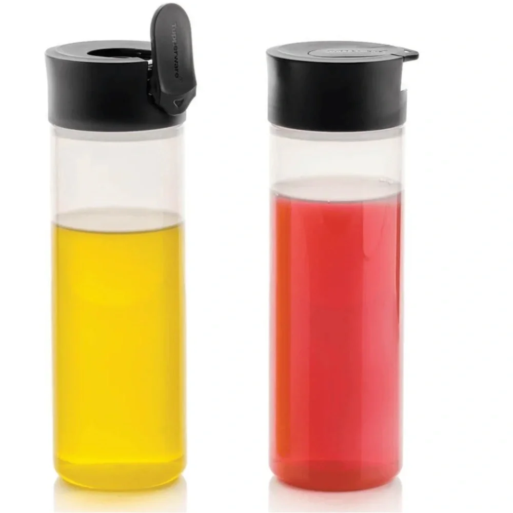Set of 2 Tupperware Squeeze It Bottles